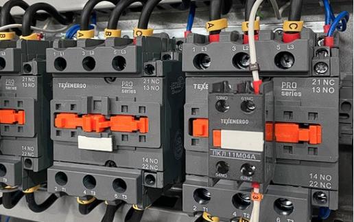 Пускатели Электромагнитные и дополнительные устройства к ним — Пускатели Texenergo — фото